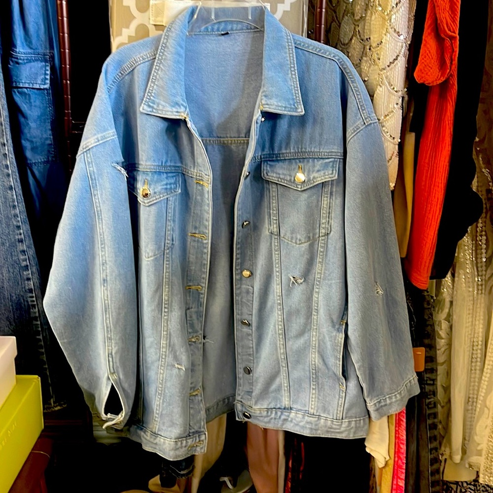 Lightly distressed boyfriend style denim jacket